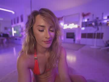 Nude girl hannahjames710 image #4731357