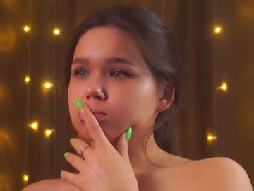 Nude girl helenmoors image #4391681