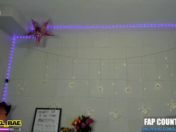 Nude girl lana_del_bae image #2065688