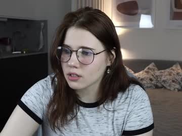 Nude girl girl_u_never_met image #1444422