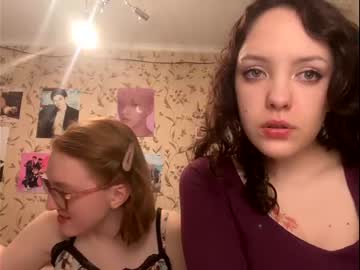 Nude couple greedbiiitchs image #4305068