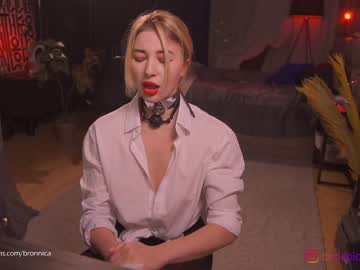 Nude girl bronnica image #6564173