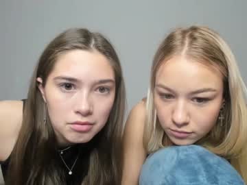 Nude girl two_besti image #2700780