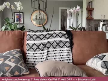 Nude girl bloomyogi image #2019845