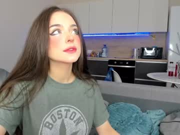 Nude girl girl_of_yourdreams image #2310479