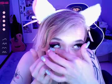 Nude girl _b_a_n_s_h_e_e_ image #4484885