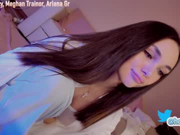 Nude girl hollyextra image #2553319