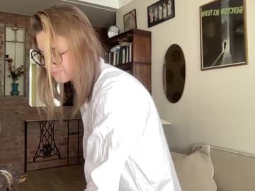 Nude girl bush_mia image #3908725