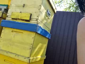 Nude girl 2whitediamonds image #6717470