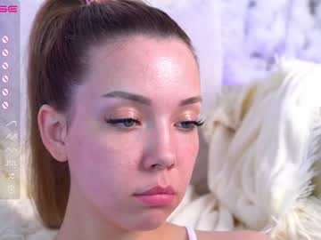 Nude girl shycinderella image #4673965