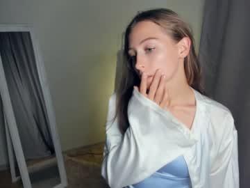 Nude girl wave_of_happy_ image #5612651