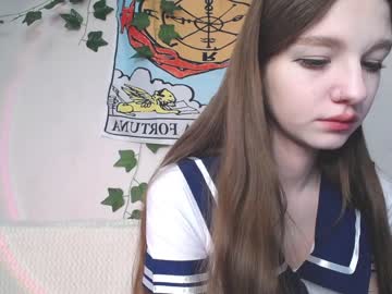 Nude girl shycinderella image #3609307