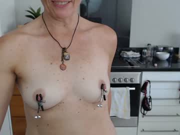 Nude girl mitease image #1062895