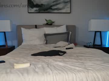 Nude couple ari_lovexo image #4841794