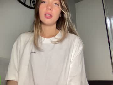 Nude girl angel_from_sky image #6223456