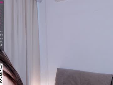 Nude girl peek_in_my_window image #6193237