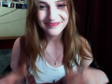 Nude couple dead_insidee image #4097371