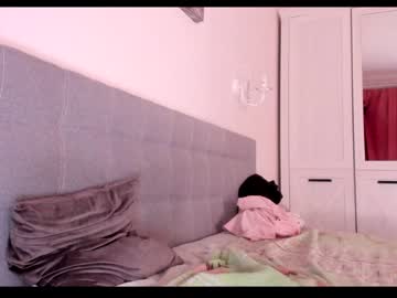 Nude man o_r_b_i_t image #2923027