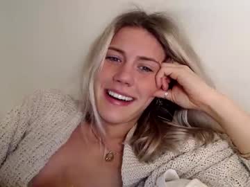 Nude girl bambis_honeypot image #885281