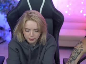 Nude couple kira0541 image #5190790