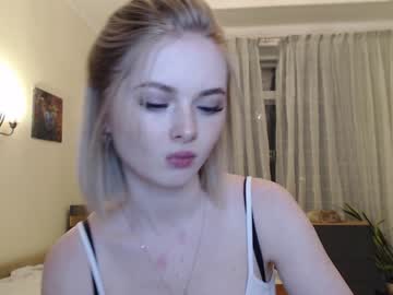 Nude girl yvaine777 image #1100584