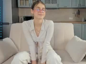 Nude girl gellykliar image #5568993