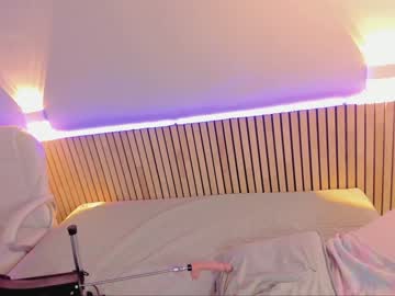 Nude girl little_effy18 image #5745999