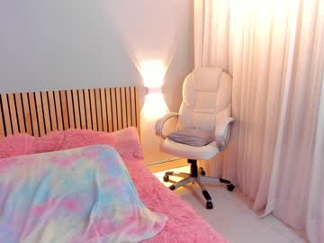 Nude girl little_effy18 image #5027218