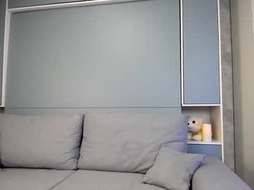 Nude girl nika_lodge image #3202443