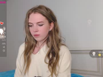 Nude girl small_blondee image #3089236