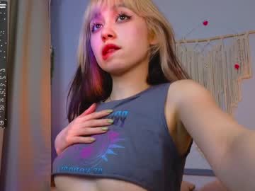 Nude girl y_u_m_i_k_a image #3758739