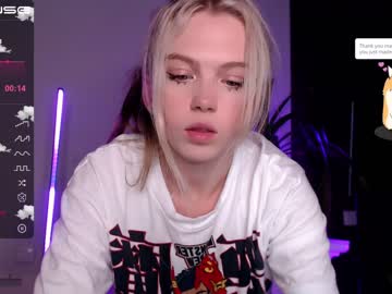 Nude girl small_blondee image #2545578