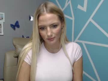 Nude girl shy_zorii image #1286198