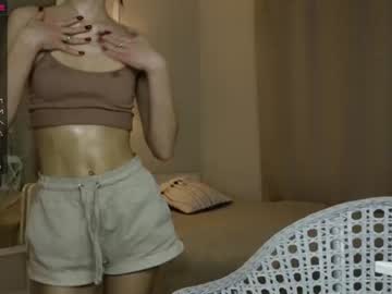 Nude girl _guesswhat_ image #969156