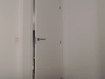 Nude girl raspberryallie image #2094044