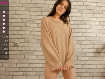 Nude girl carolynjacquelins image #3153649