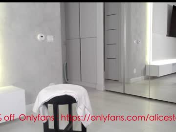 Nude girl smileyouarehere image #1913799