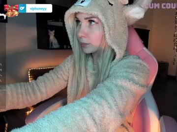 Nude girl xxxhoneyxx image #5907858