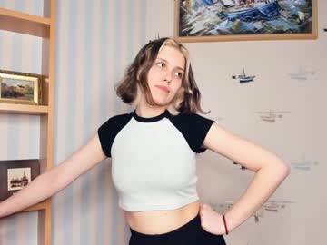 Nude girl sun_like_hugs image #4385581