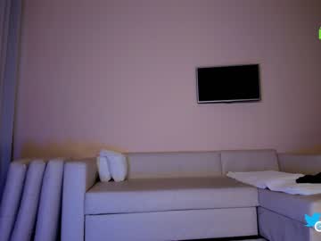 Nude girl hollyextra image #4023040