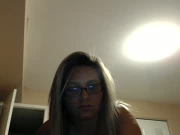 Nude couple miss_blueeyez94 image #1418132