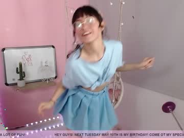 Nude girl little_effy18 image #1704513