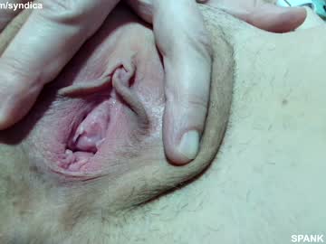 Nude girl syndica image #4782682