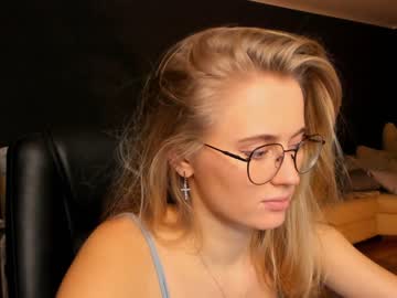 Nude girl linellali image #2936906