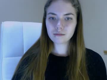 Nude girl zoey_deuttch image #3667077