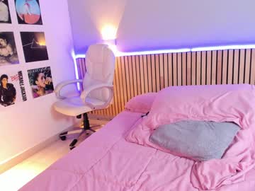 Nude girl little_effy18 image #6248872