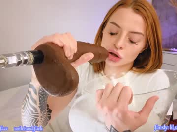 Nude girl lil_shouty_bitch image #6909903