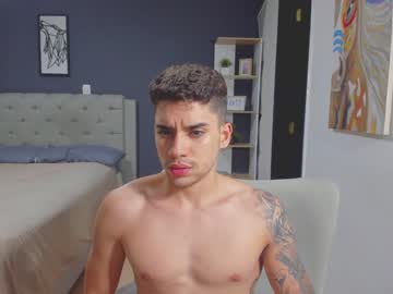 Nude man mike_montoya image #371272