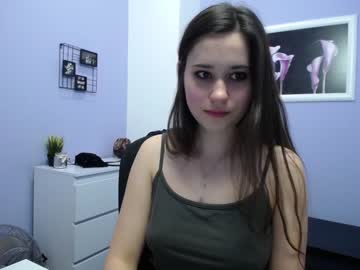 Nude girl camille_iam image #3438268