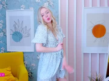 Nude girl c_a_s_s_i_e image #4085940